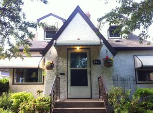 915 Hawthorne Ave E, Saint Paul, MN 55106