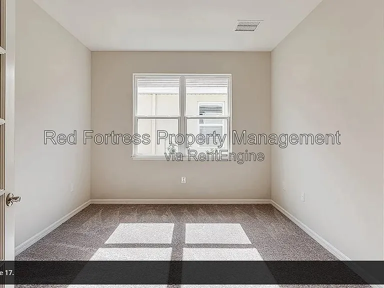 15240 Floresta Ln — Photo 12