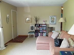 4th image of 3636 S Hays Dr