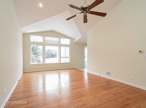 3rd image of 2824 N Southern Hills Dr