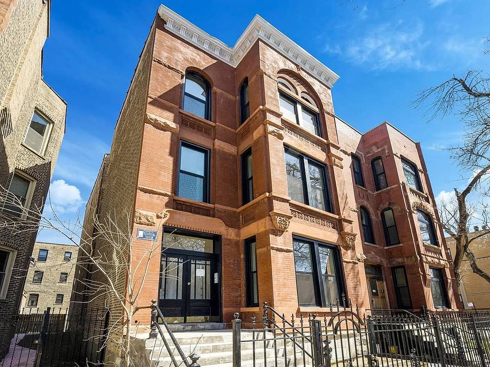 1st image of 1037 N Hoyne Ave APT 1