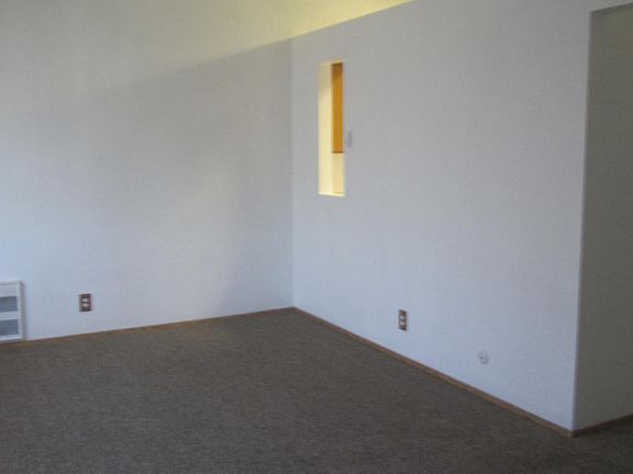 Main living room 2