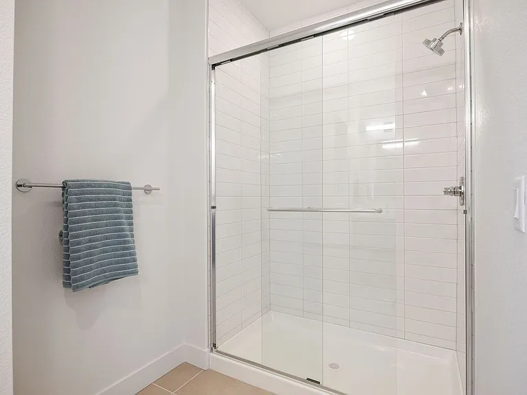 5187 W Carr St — Photo 15