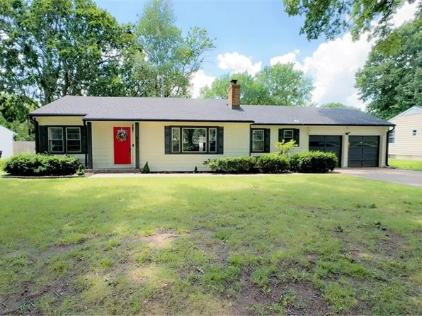 4512 Claremont Ave, Kansas City, MO 64133