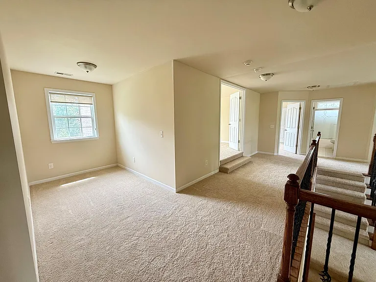 1009 Providence Forest Dr — Photo 21