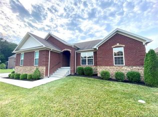 10738 Elk Run Trl, Sellersburg, IN 47172