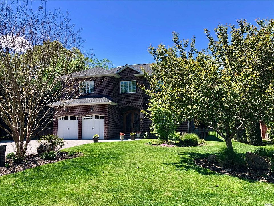 1st image of 28 Beechwood Dr
