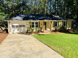 107 Lynwood Ct, Central, SC 29630