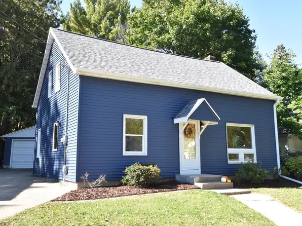 110 Riverlawn AVENUE, Watertown, WI 53094