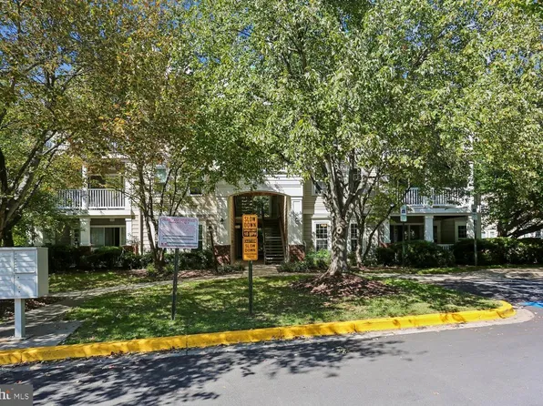13103 Millhaven Pl APT L, Germantown, MD 20874