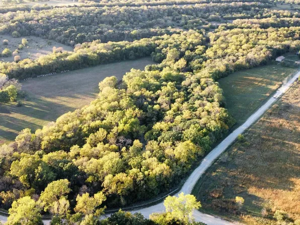 0 S Ratner Rd, Carbondale, KS 66414