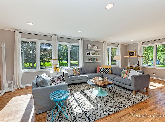 5th image of 26W240 Marion Ave