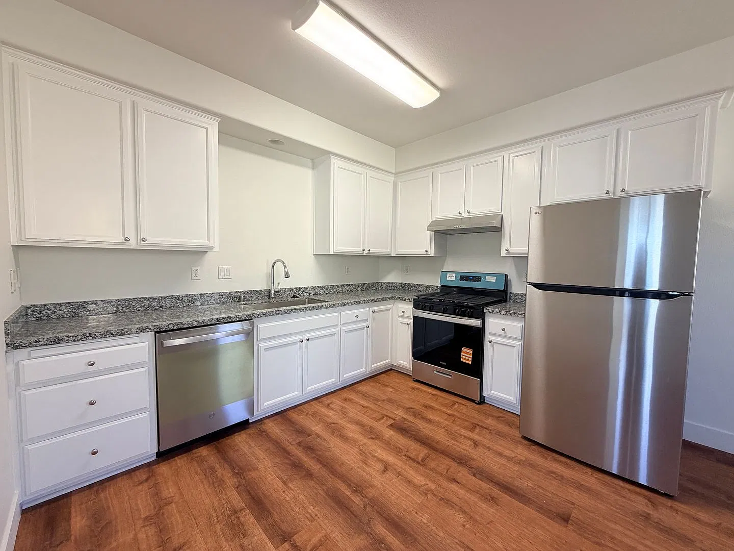 Private Santa Rosa Unit with Separate Entrance, — Photo 3