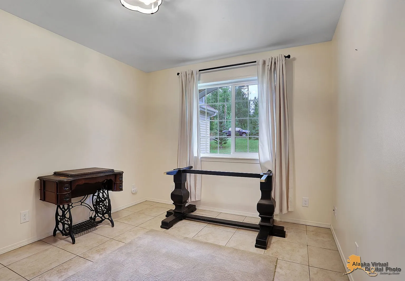 3 bed, 1734 sqft, $2,950 — Photo 3