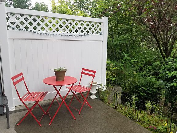 3rd image of 21507 42nd Ave S