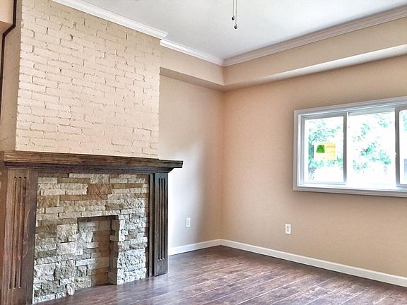 Living room.