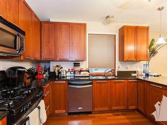 5th image of 1109 N Mozart St #1A