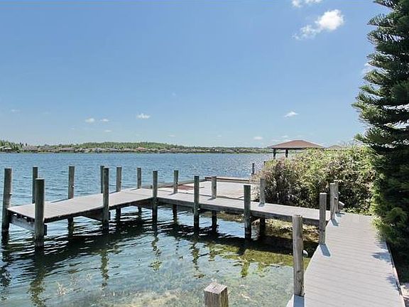 4th image of 16011 Ivy Lake Dr