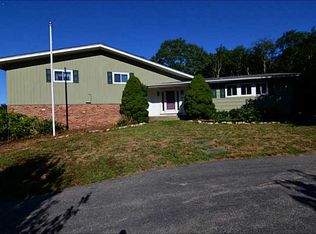 275 Congdon Hill Rd, Saunderstown, RI 02874
