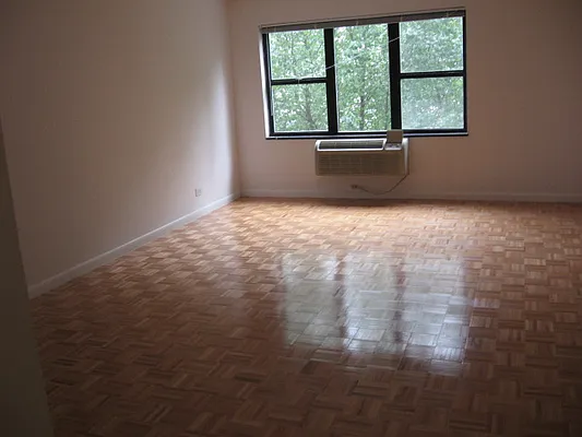 Rented by Realty Operations Group | media 1