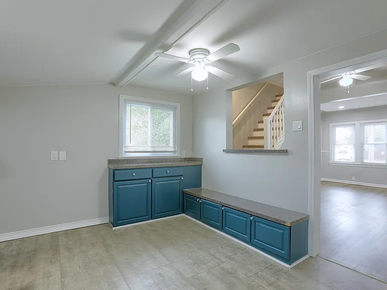 22395 Columbus Ave — Photo 9