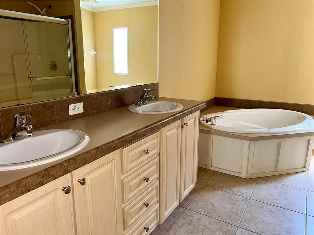 1 bed, 1.0 bath, 1512 sqft, $1,250 — Photo 4