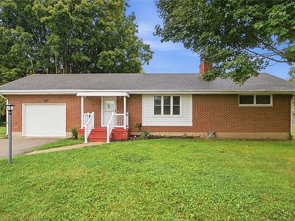 4th image of 95 Lawnview Ave