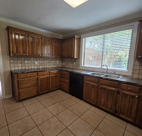 1822 Northwood Ct — Photo 13