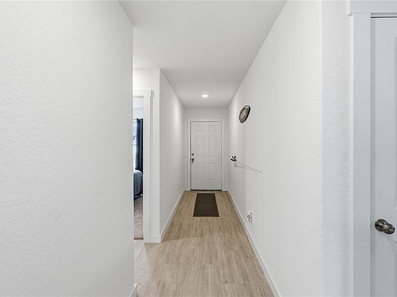 5th image of 2706 Lannister Ln