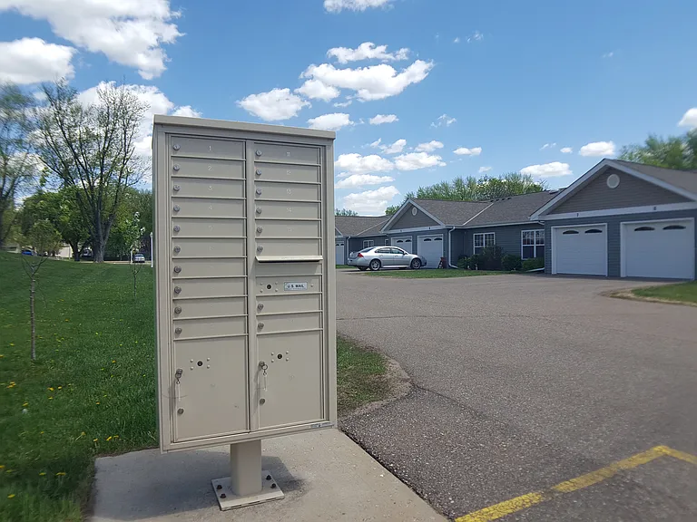 200 Buehler Ave #10 — Photo 16