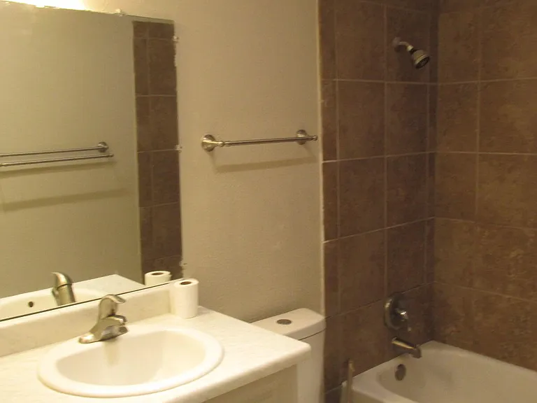 2933 Wedgewood Dr — Photo 11