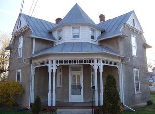 235 Washington St, Moorefield, WV 26836