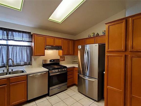 2nd image of 8024 Candlenut Ave
