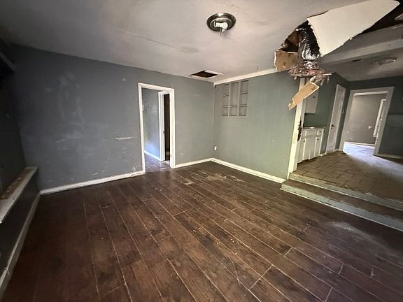 5th image of 4113 Avenue N