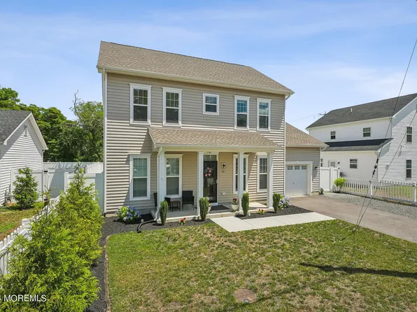 17 Fourth Avenue, Toms River, NJ 08757