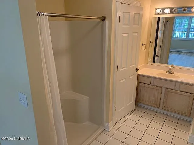 908 Resort Cir #507 — Photo 8