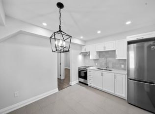 15 Balmoral Ave S, Hamilton, ON L8M3J7