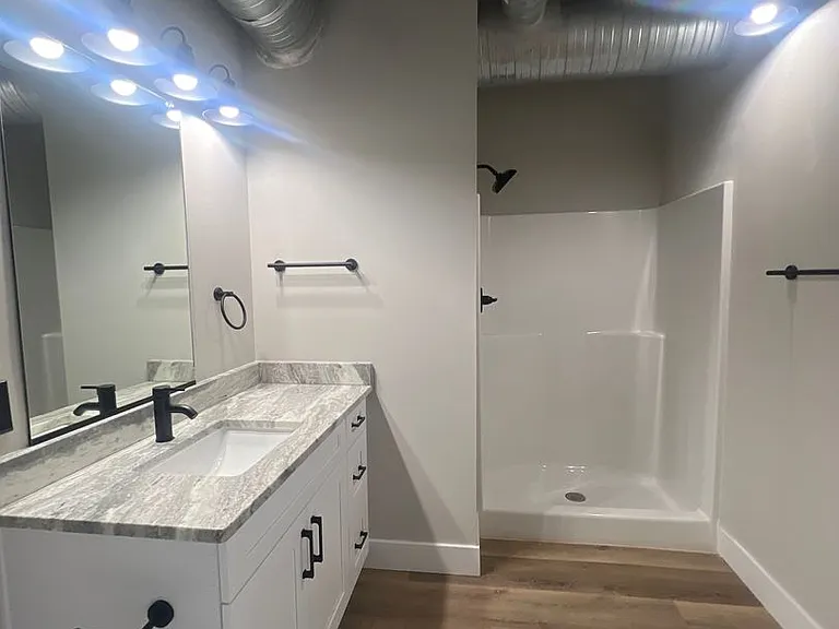 119 E Princess Anne Rd — Photo 174