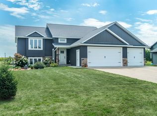 1623 72nd Ave, Hammond, WI 54015