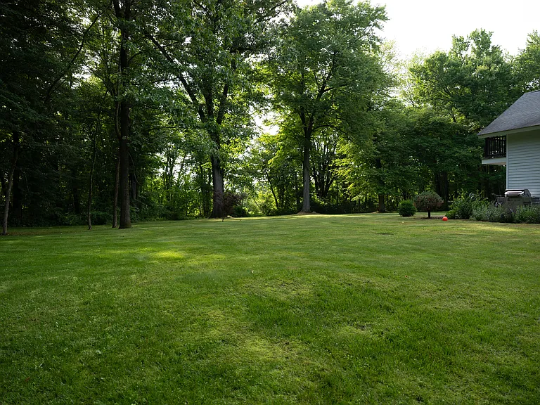 19 Pats Ln — Photo 5