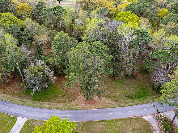 4th image of 0 Saluda Dr
