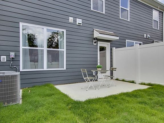 3rd image of 4113 Feetham Dr #0