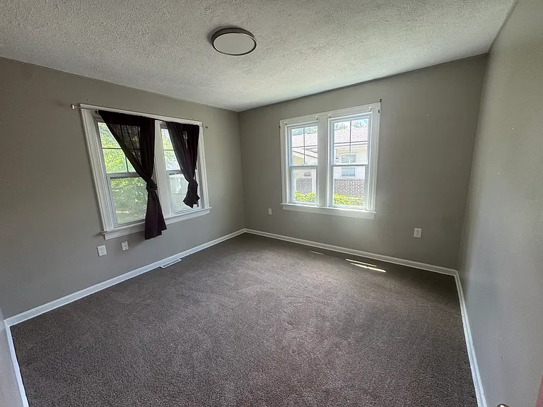 1508 S Saint Francis Ave — Photo 7
