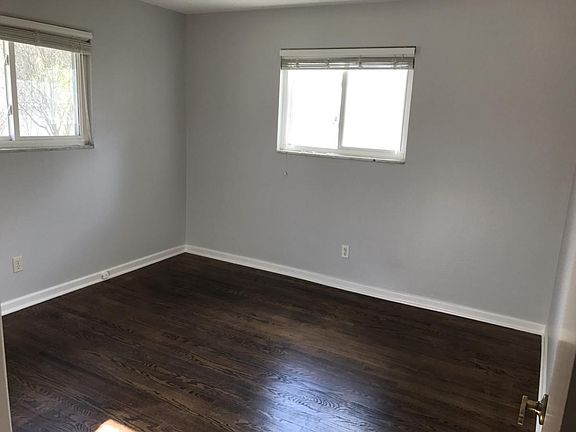 5th image of 9829 Woodbriar Ln
