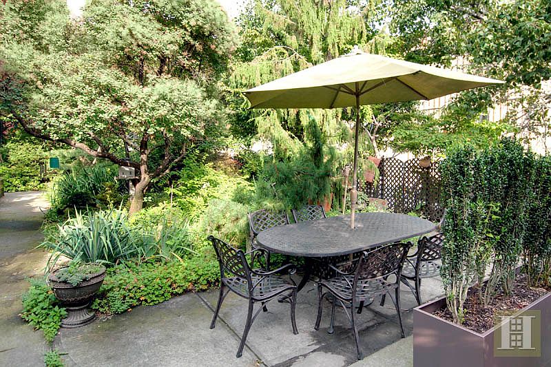 2nd image of 55 Poplar St APT 1C