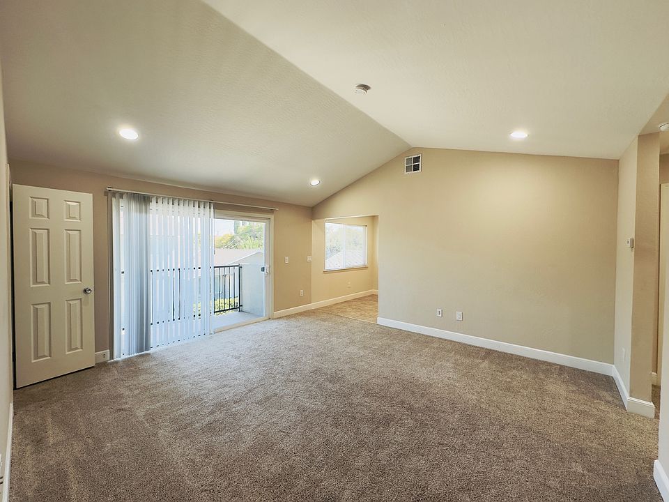 1st image of 1665 Whitwood Ln APT 4
