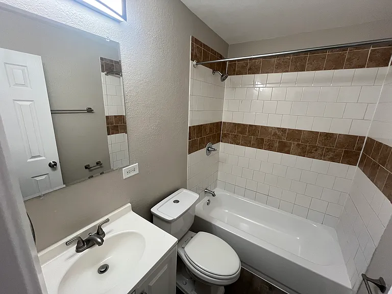 6415 Godfrey Ave — Photo 14
