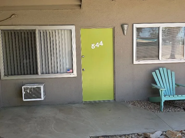 540 S Mountain View Dr — Photo 12