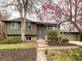 513 W Sterne Pkwy, Littleton, CO 80120