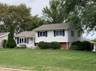 4322 Veralta Dr, Cedar Falls, IA 50613